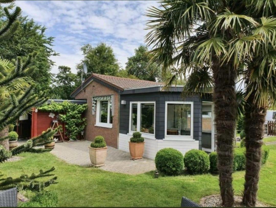 Hilton House Lemmer Exterior photo